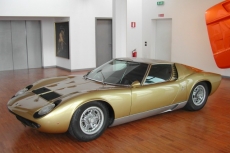 Lamborghini - Miura